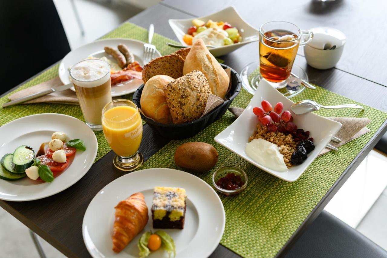 Citty Hotel ชไวน์ฟอร์ท ภายนอก รูปภาพ